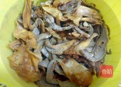 腊肉炒笋干的做法图解2