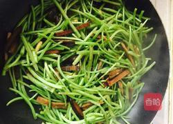 芦蒿香干的做法图解8