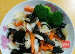 胡萝卜木耳炒百合的做法图解6