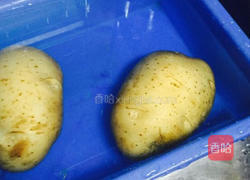 风琴土豆的做法图解1