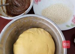 枣泥南瓜饼的做法图解2