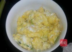 玉米香菜甜蛋炒饭的做法图解6
