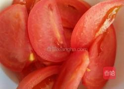 番茄炒芹菜的做法图解2