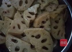 莲藕骨头汤的做法图解7