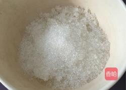戚风蛋糕的做法图解2