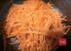 葱油胡萝卜丝的做法图解3