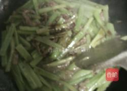 大蒜牛肉丝焖翡翠莴苣的做法图解16
