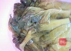 黄骨鱼焖酸菜的做法图解7