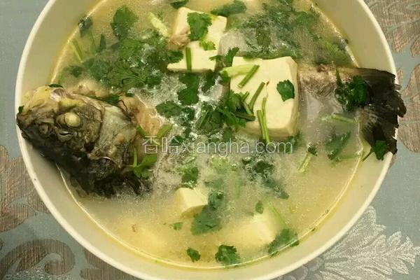 鲫鱼豆腐汤