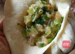 芹菜猪肉馅包子的做法图解8