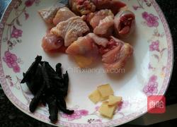 陈年萝卜干雪莲煲鸡腿的做法图解4