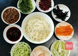 香菇肉酱杂酱面的做法图解4