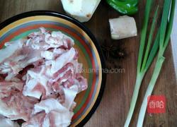 洋芋五花肉的做法图解1