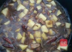 红烧肉顿土豆块的做法图解6