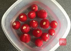糖醋樱桃小萝卜的做法图解2