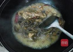 茶树菇闷鸡肉的做法图解10
