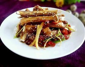 干煸手抓羊排（麻辣孜然味）