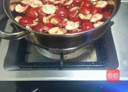 冰糖山楂的做法图解2