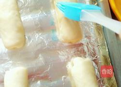 葱香烤肠面包的做法图解12