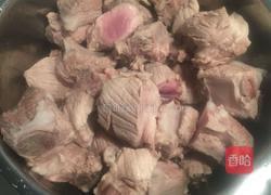 红烧排骨炖冬瓜的做法图解1