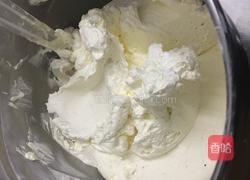 巧克力水果蛋糕的做法图解1