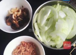 黄瓜面条汤的做法图解2