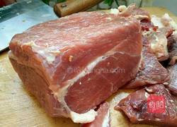 自制酱牛肉的做法图解1