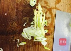 芹菜香干炒肉丝的做法图解2