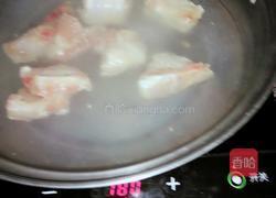 黄花菜煲排骨的做法图解3