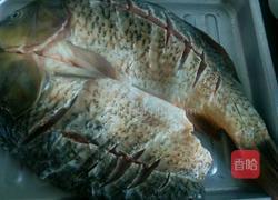 香烤鲤鱼的做法图解1