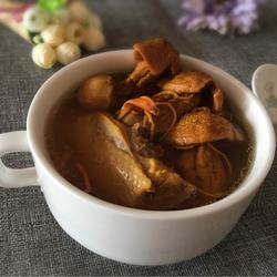 虫草花姬松茸煲鸡汤的做法[图]
