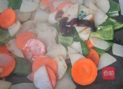 青椒胡萝卜土豆片的做法图解7