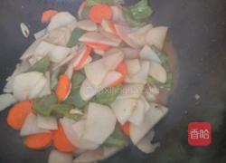 青椒胡萝卜土豆片的做法图解10