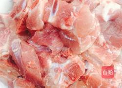 蒜香排骨煎玉米的做法图解1