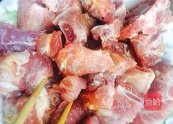 蒜香排骨煎玉米的做法图解3