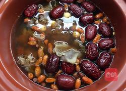 莲子红豆银耳汤的做法图解6