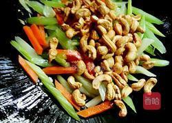西芹炒腰果的做法图解17