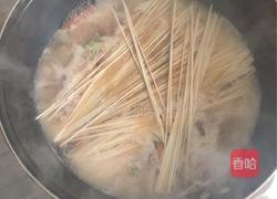 鸡肉汤面条的做法图解7