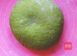 蔬菜汁手擀面的做法图解4