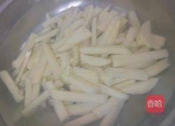 炸薯条的做法图解3
