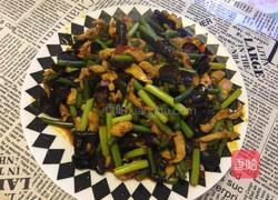 鱼香鸡丝蒜苗的做法图解7