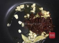 鱼香鸡丝蒜苗的做法图解5