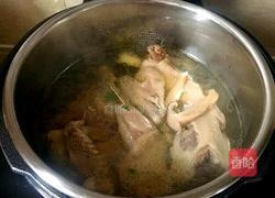 松茸炖鸡的做法图解7