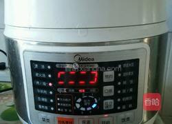 排骨百合山药玉米汤的做法图解4