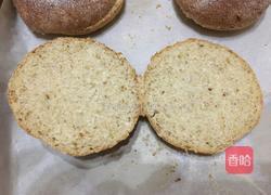 烟熏鲑鱼鸡蛋堡的做法图解4