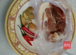 酸豆角炒肉末的做法图解1