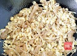 豆芽炒肉的做法图解11