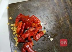 包菜炒肉的做法图解3