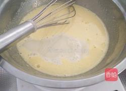 花样巧克力蛋糕卷的做法图解5