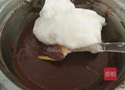 花样巧克力蛋糕卷的做法图解22